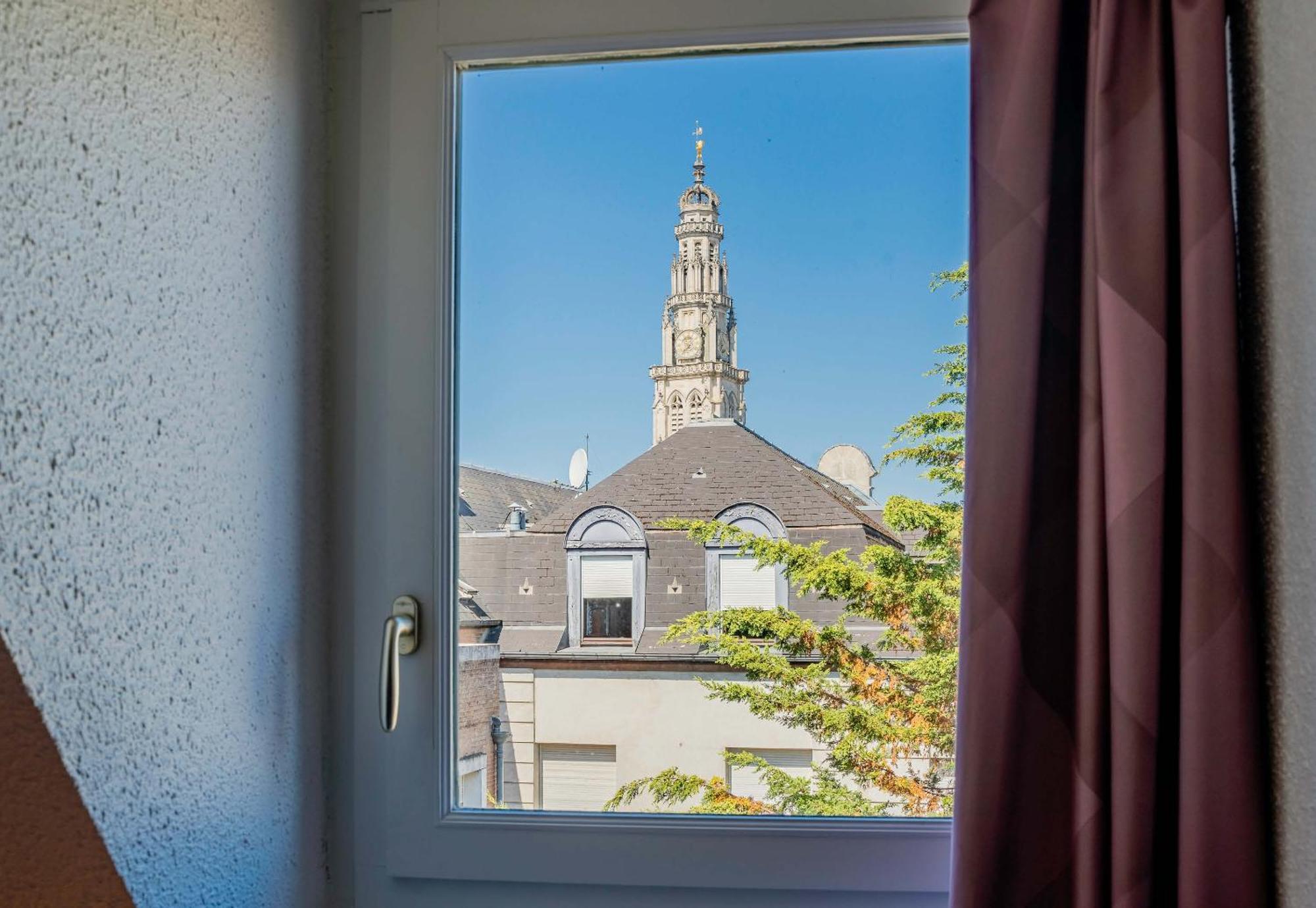 B&B Hotel Arras Centre Les Places Luaran gambar