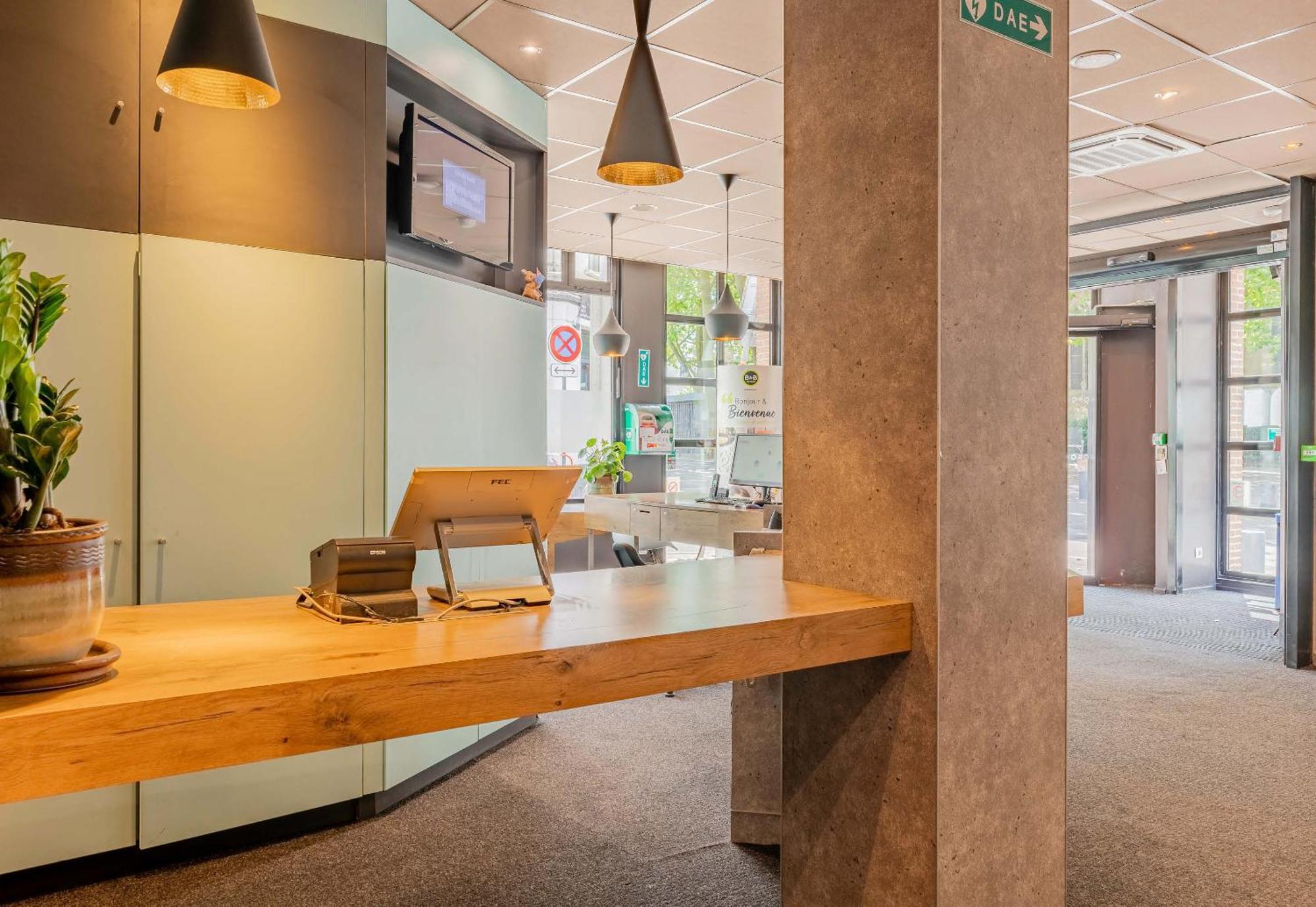B&B Hotel Arras Centre Les Places Luaran gambar