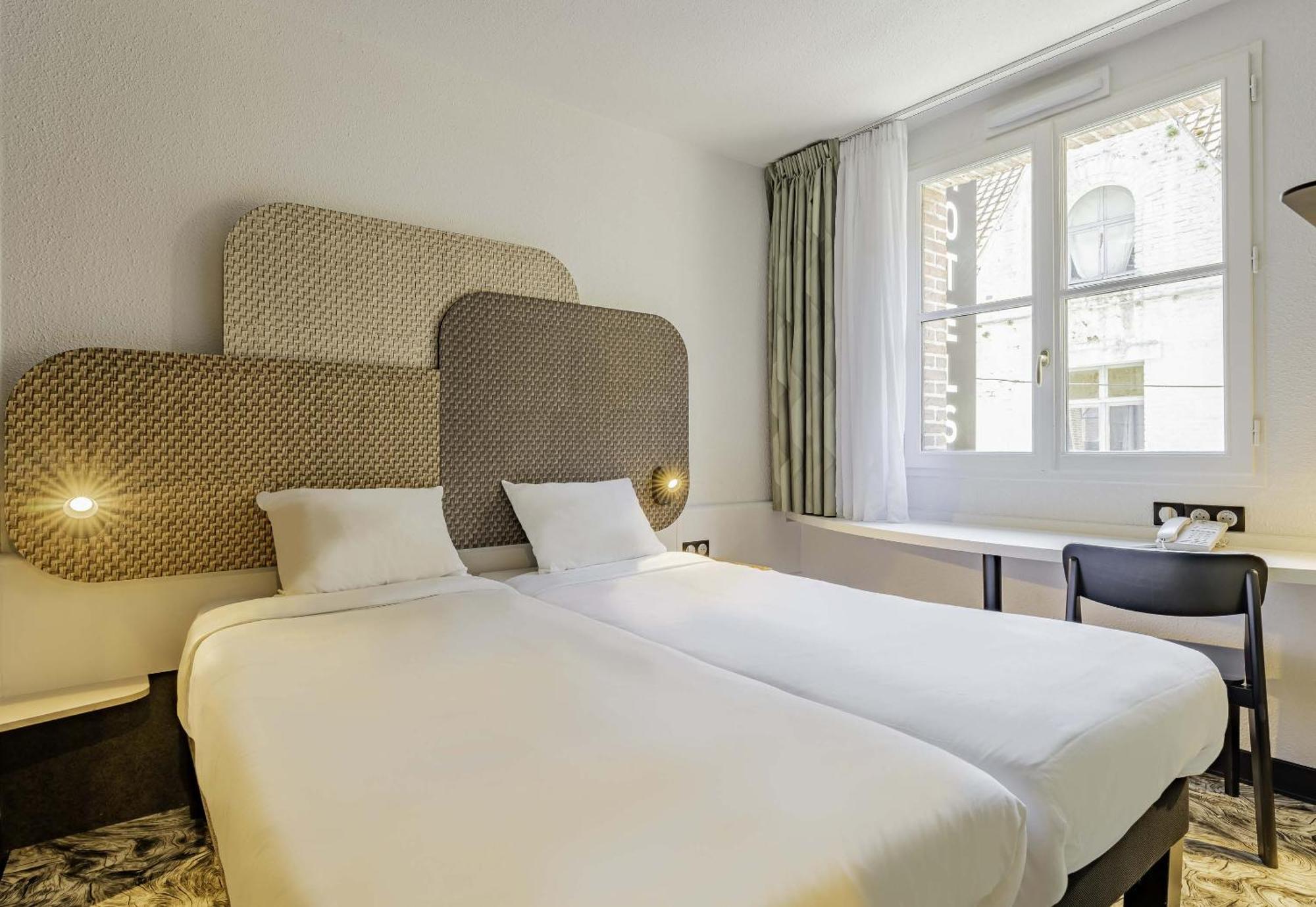 B&B Hotel Arras Centre Les Places Luaran gambar