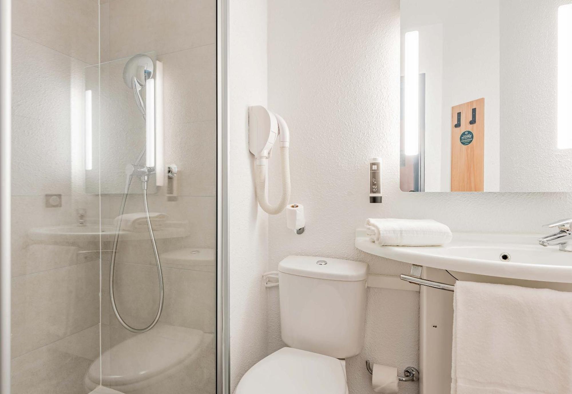 B&B Hotel Arras Centre Les Places Luaran gambar